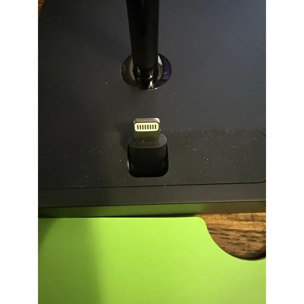 Belkin Valet Charge Dock for Apple Watch & iPhone F8J183‎ Black